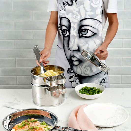 Carol Boyce apron Kitchen Hand-sketched art apron Stir-fry spillproof covering cloth Kitchen fabric